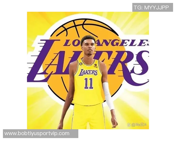 文班缺阵球队表现出色哈珀称他复出后将助力球队无敌状态