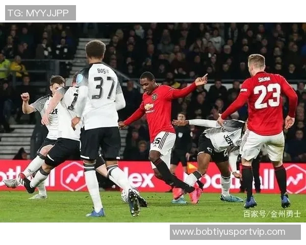 道格拉斯路易斯需在15场比赛中超45分钟才能激活买断条款 道格拉斯路易斯需在15场比赛中超45分钟才能激活买断条款